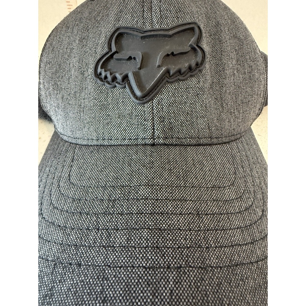 Fox Racing Black‎ On Black Flexfit Size S/M Hat
